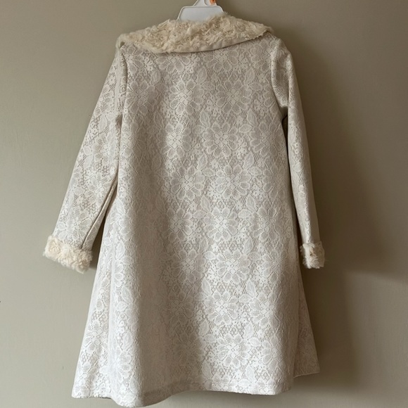 2 piece dress and coat - Picture 3 of 7